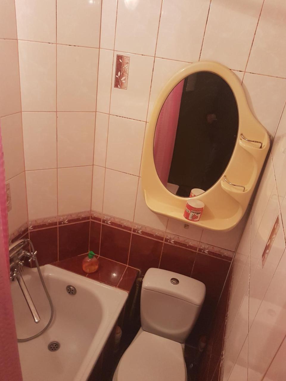 Аpartments Rivne Hotel Kvartira Автовокзал Центр Buitenkant foto